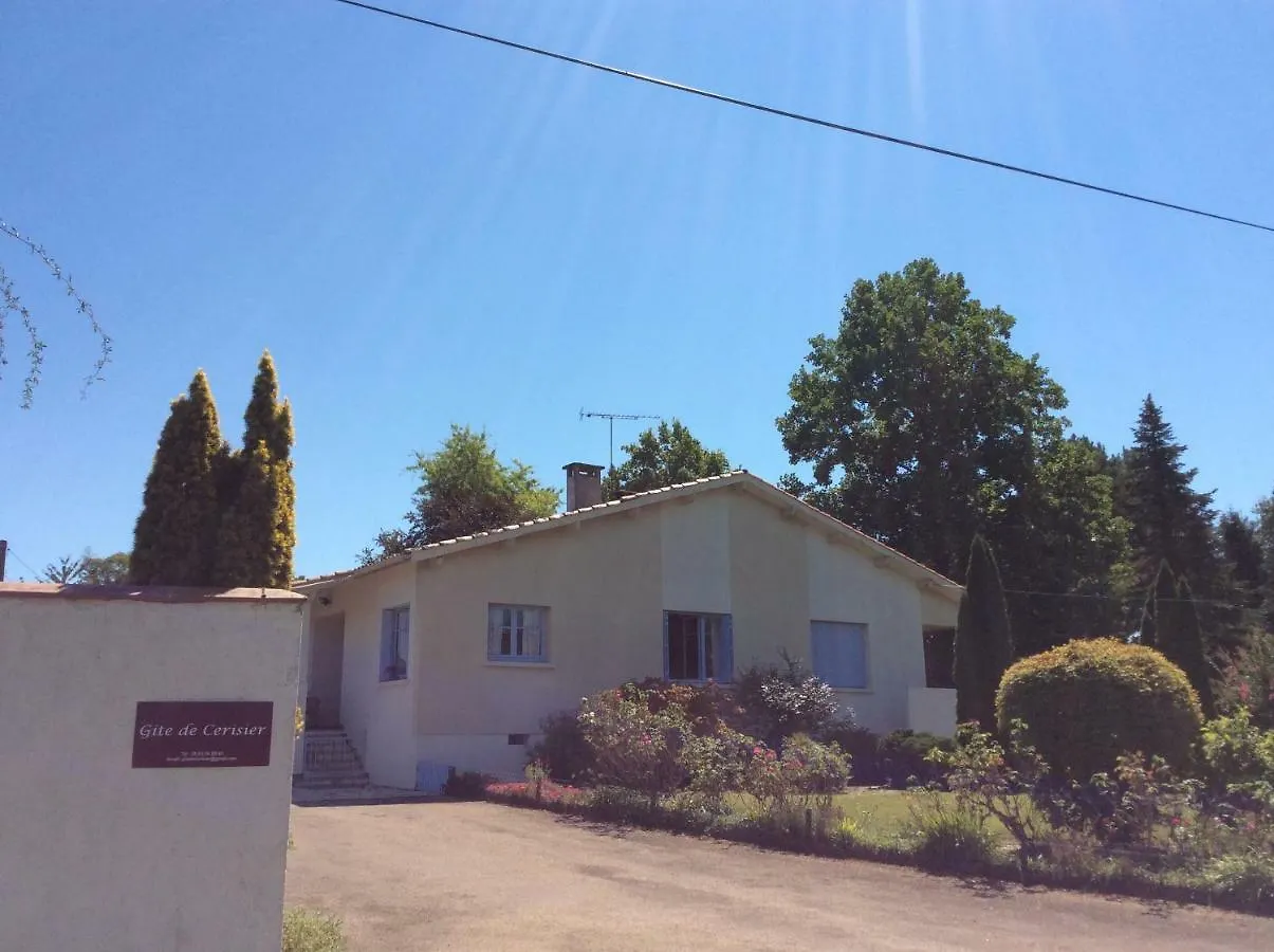 Gite De Cerisier Saint-Nicolas-de-la-Grave France